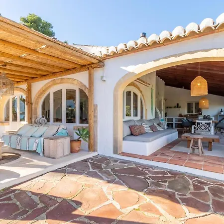 Villa Calle Pino
